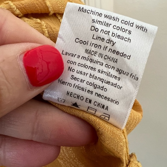 Gorgeous golden yellow color blouse size XL (J114) - Picture 4 of 10